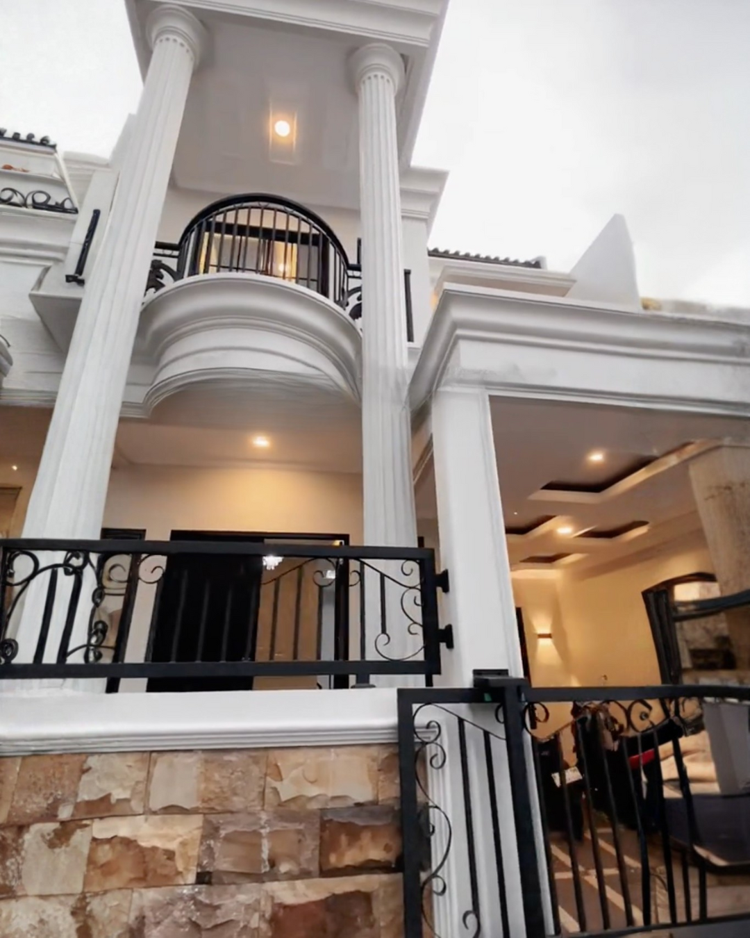 Rumah Cantik Jovan Kocen Kalimulya Grand Depok City